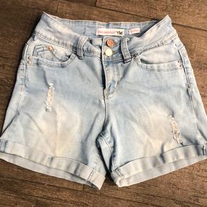 YMI size 1 woman’s jean shorts